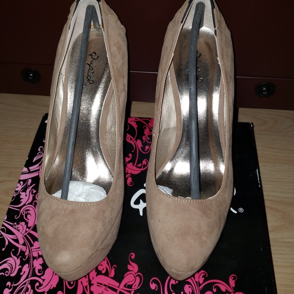 Taupe closed toe heels